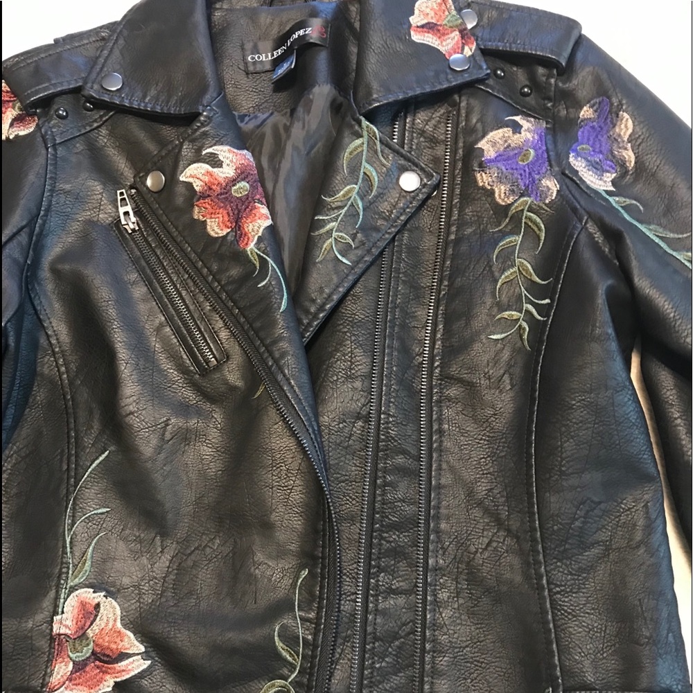 Colleen Lopez black embroidered accent jacket.